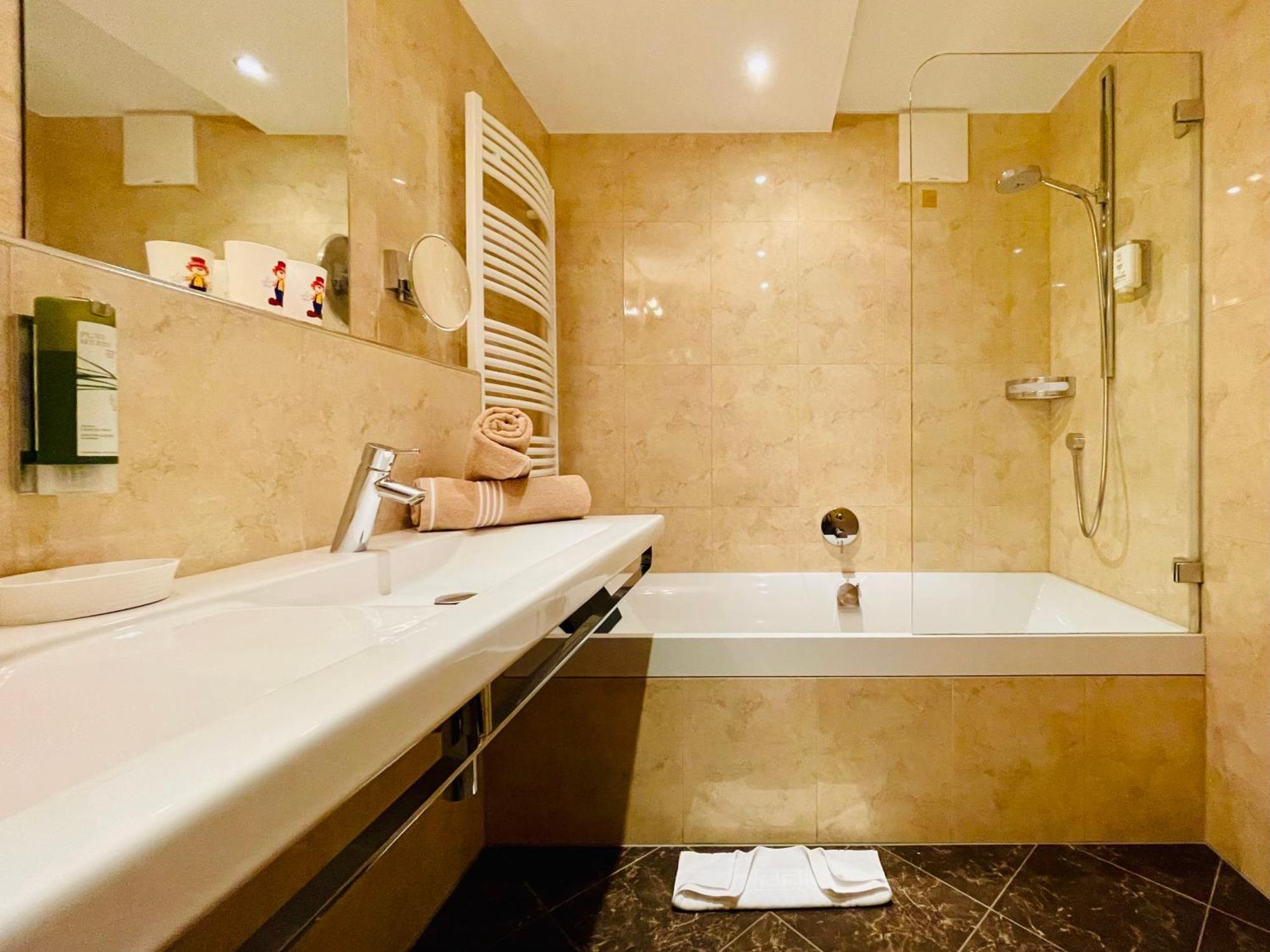 Wellness- Und Egger Hotel Saalbach-Hinterglemm
